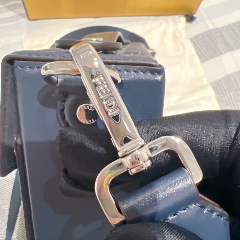Fendi soft trunk箱包-12