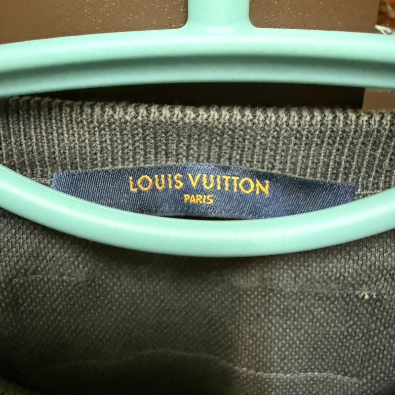 LV MEN 男 短袖上衣 T恤 針織 鏤空 深灰 logo-2