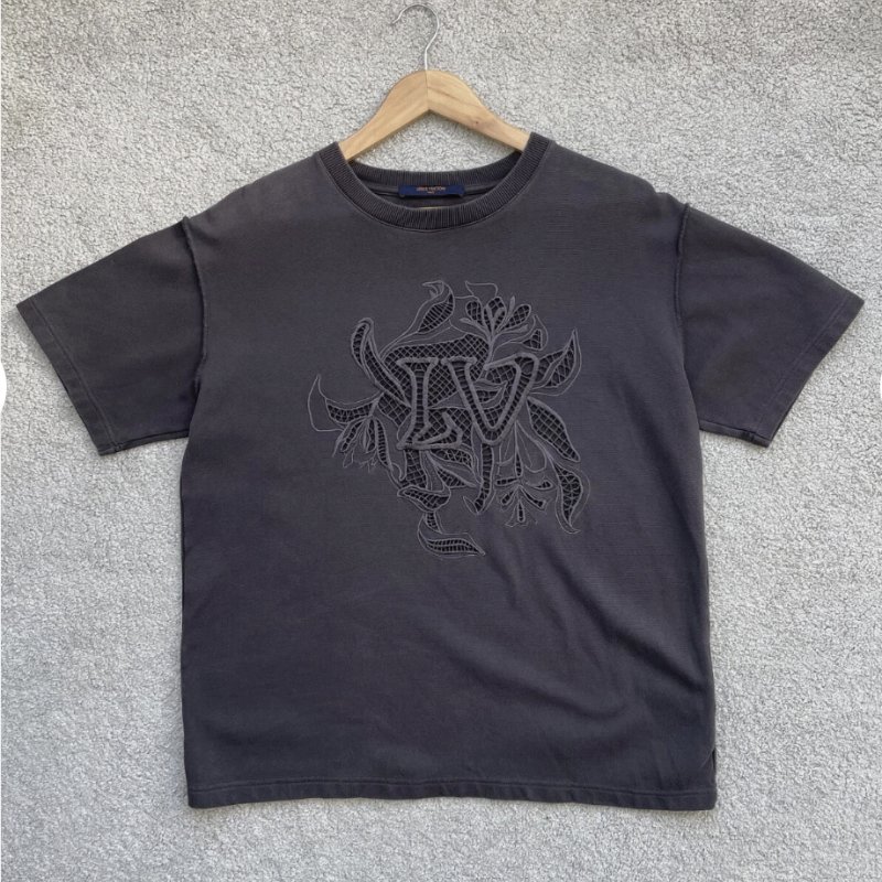 LV MEN 男 短袖上衣 T恤 針織 鏤空 深灰 logo-6