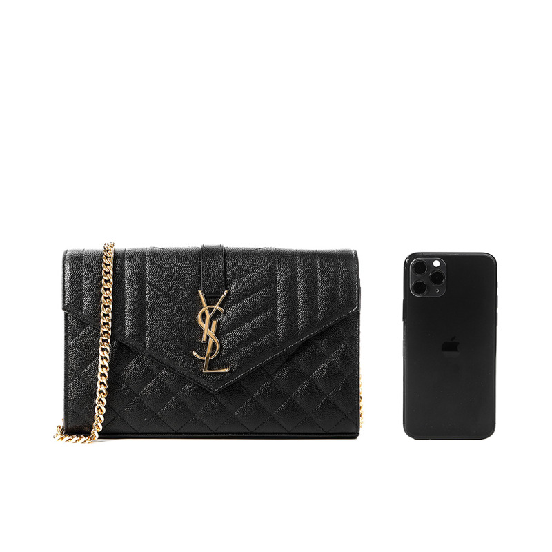 SAINT LAURENT 24SS Monogram 信封斜背包-16