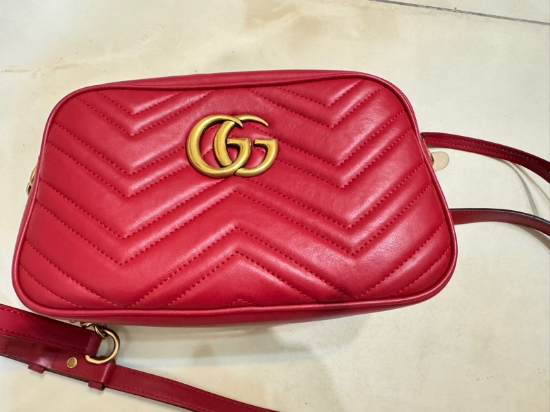 GUCCI 牛皮馬夢447632 MARMONT相機包 斜背包24cm包況極好🥳-0