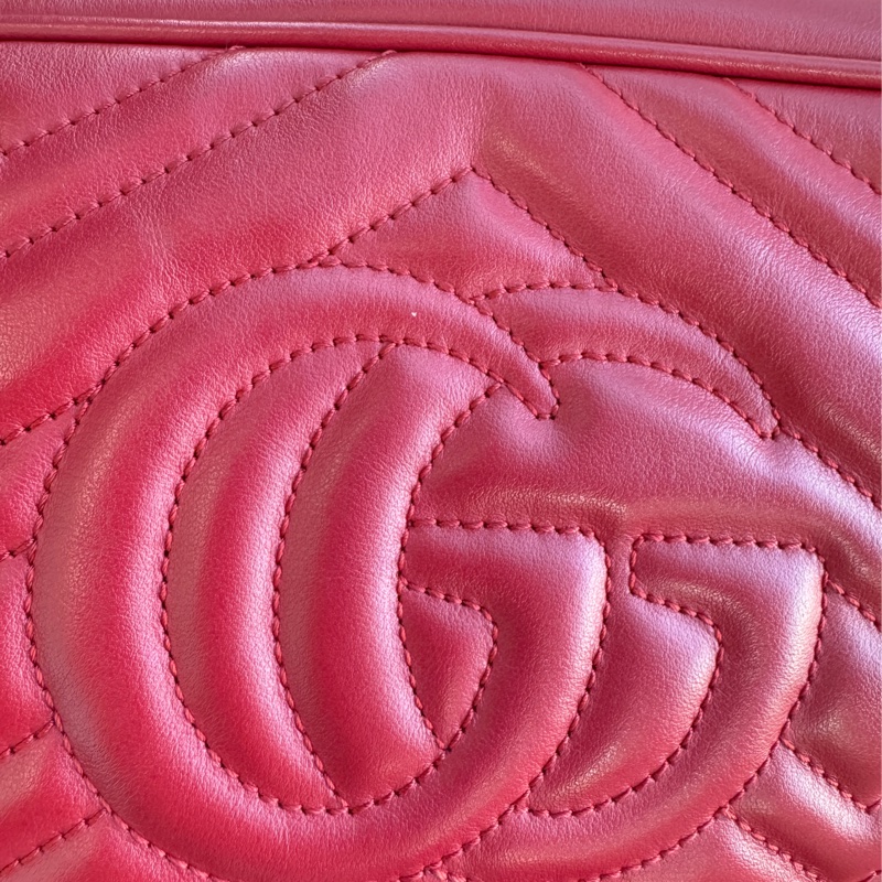 GUCCI 牛皮馬夢447632 MARMONT相機包 斜背包24cm包況極好🥳-10
