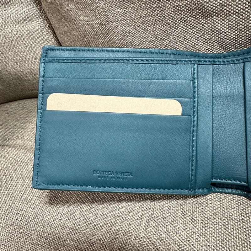 Bottega Veneta經典的 Intrecciato 編織皮夾 藍色-4