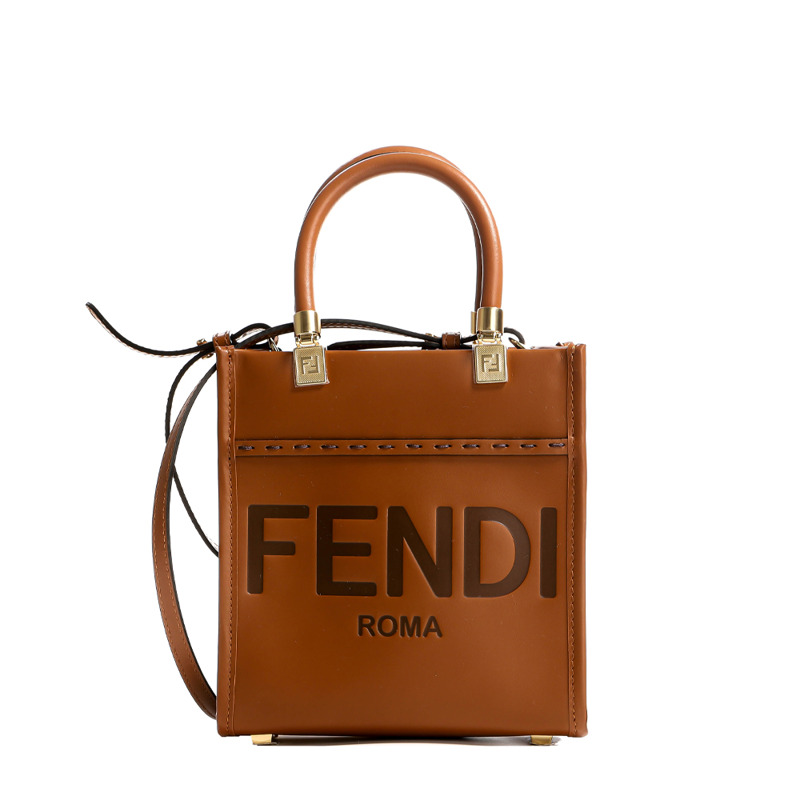 FENDI 24SS 女士單肩包-3