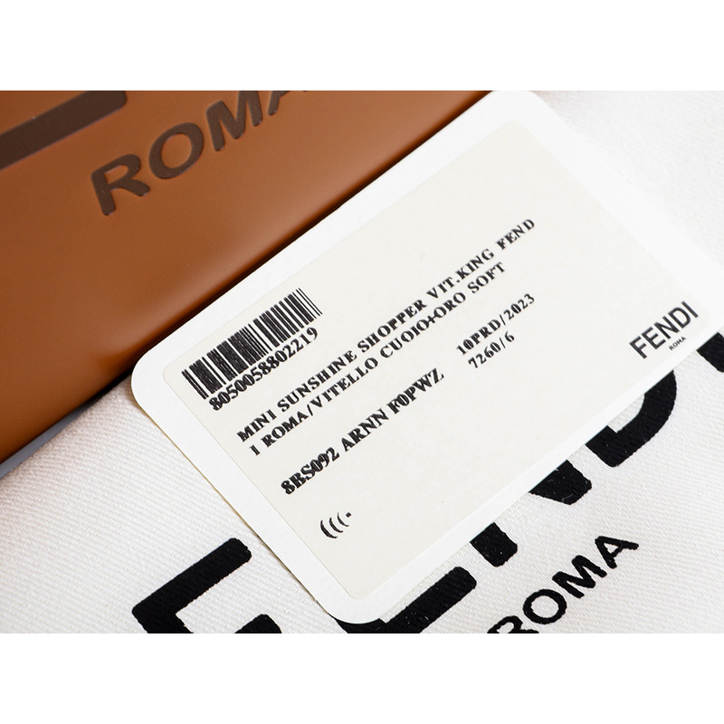 FENDI 24SS 女士單肩包-17