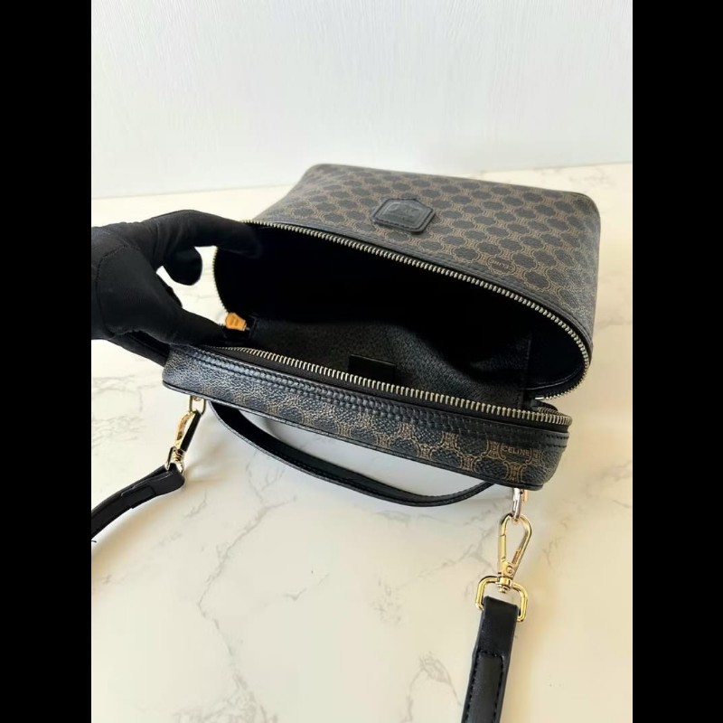 稀有款中古二手Celine黑色老花盒子側背包 斜背包 皮革包 單肩包-7