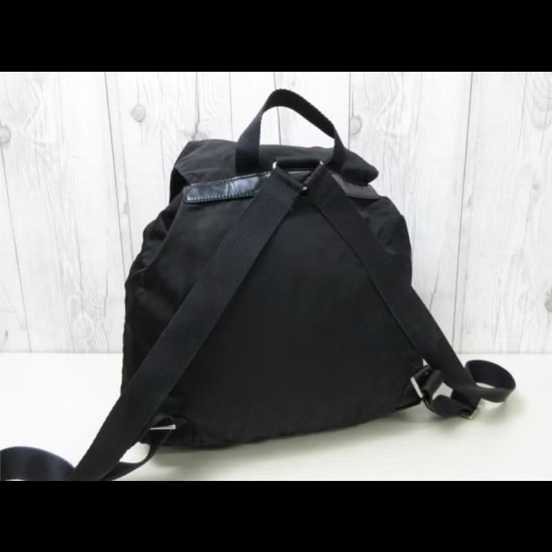 【LA LUNE】絕版古董品 Prada黑色銀標尼龍雙肩包 後背包 背囊 中古包 二手包-7