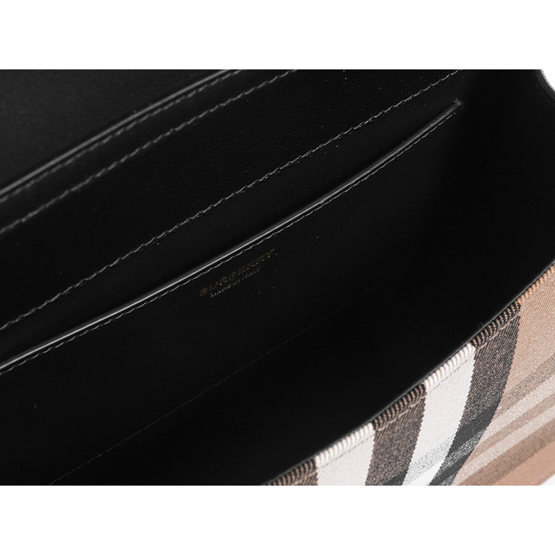 BURBERRY 24SS LL MACKFORD 斜背包-15