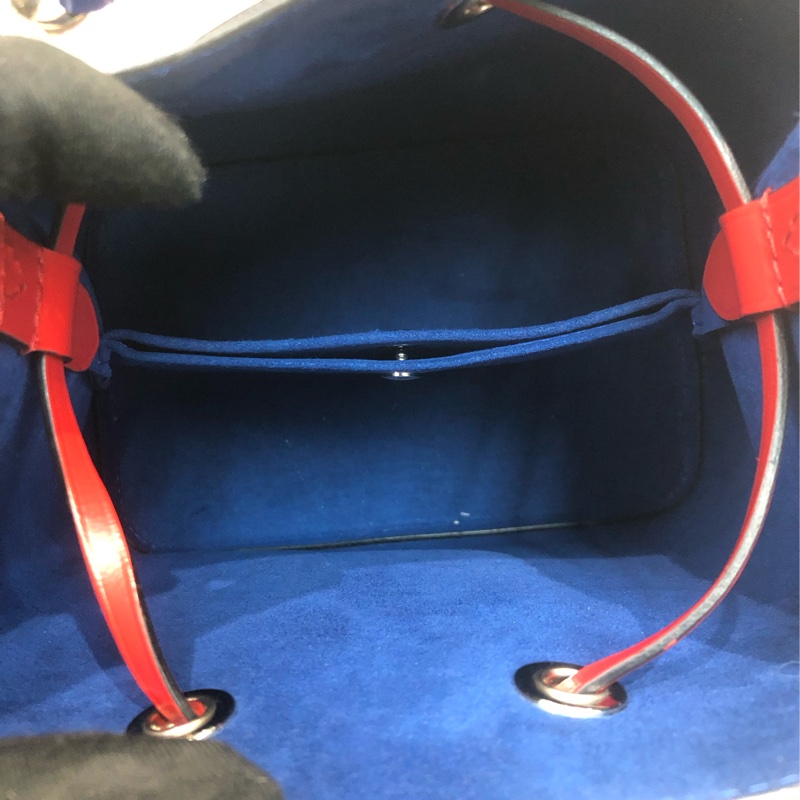 LV 黑色EPI Noé Noé 銀扣水桶 XB990-14