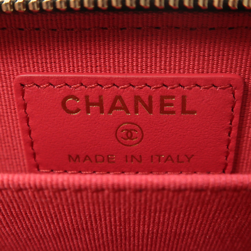 CHANEL 羊皮皮革Card Case金扣卡片套-11