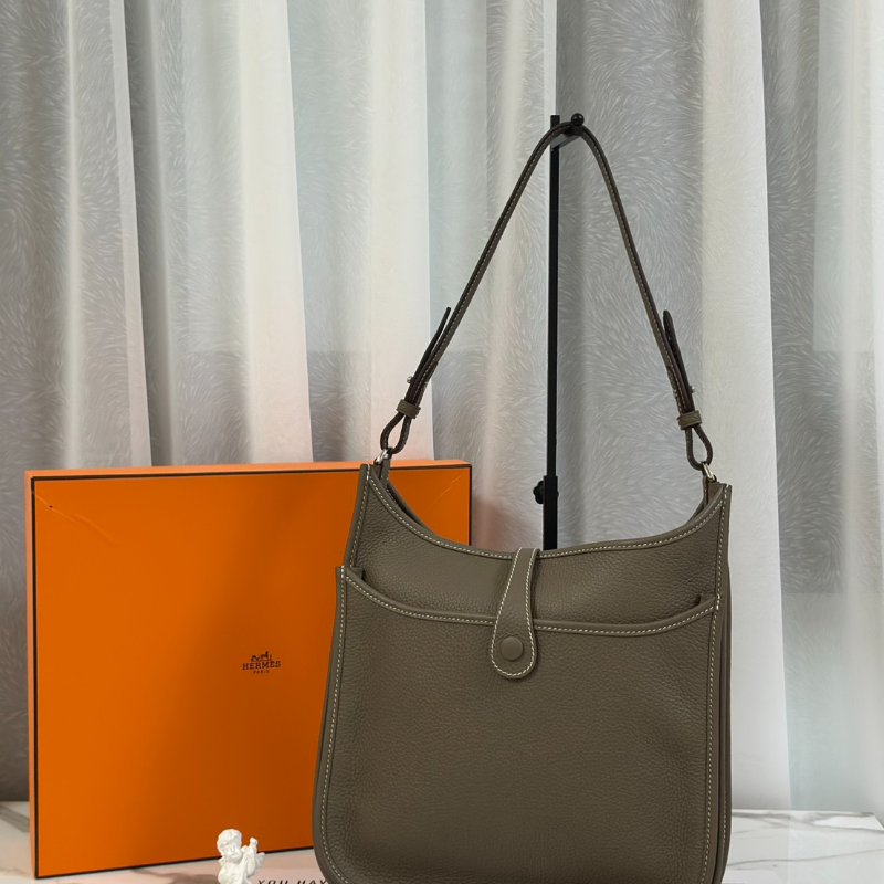 HERMES Evelyne 29 - 灰銀 W-7