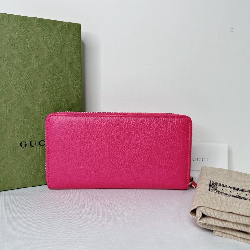 GUCCI 全新玫紅色牛皮拉鍊長夾-1