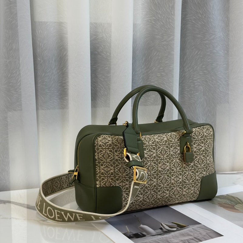 LOEWE Amazona手提包 28 - 酪梨綠-3
