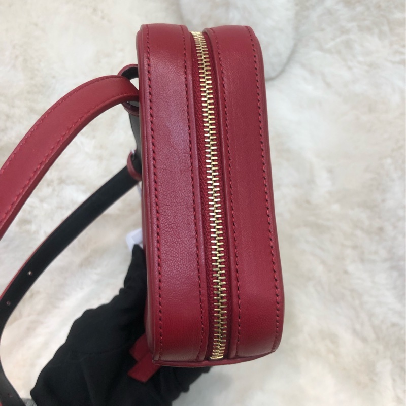 YSL 紅色直紋方形腰包 XC165-3