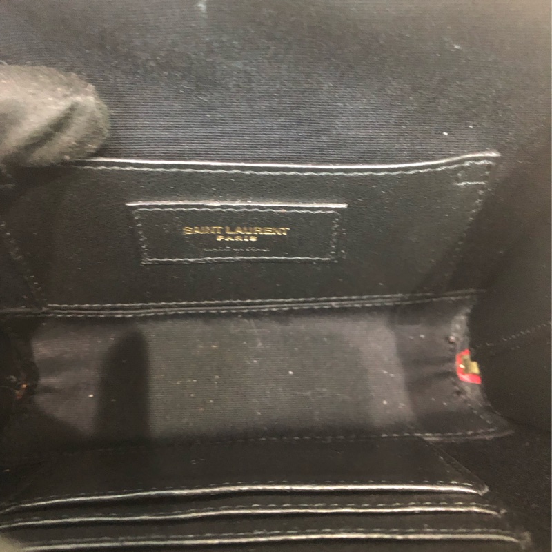 YSL 紅色直紋方形腰包 XC165-15