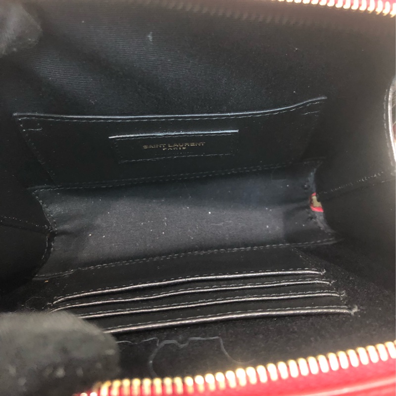 YSL 紅色直紋方形腰包 XC165-16