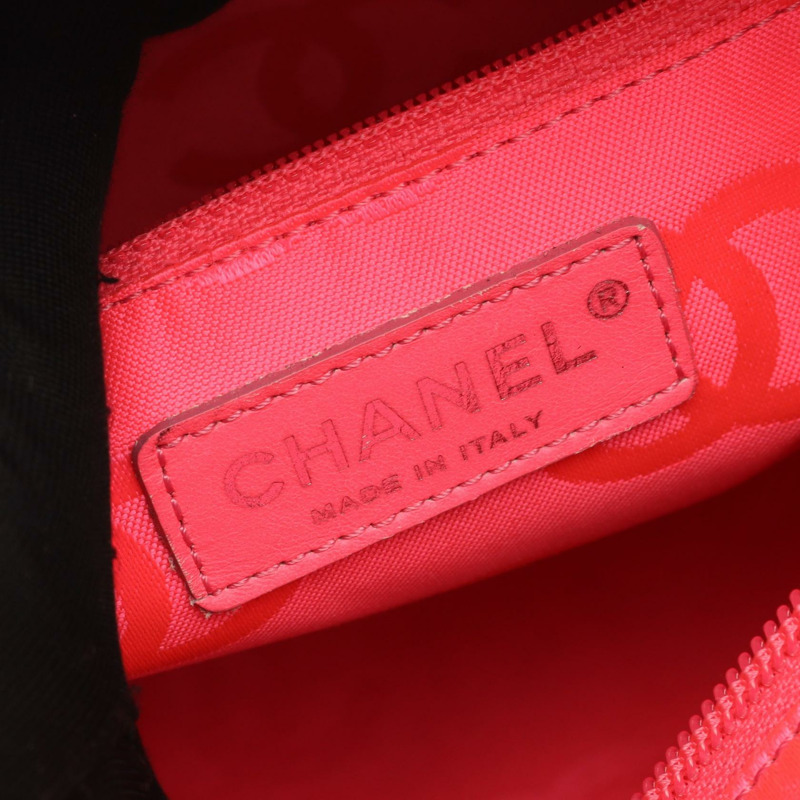 香奈兒 Cambon 系列大托特單肩手提包，黑色漆皮，SHW 五金配件，二手 CC-3