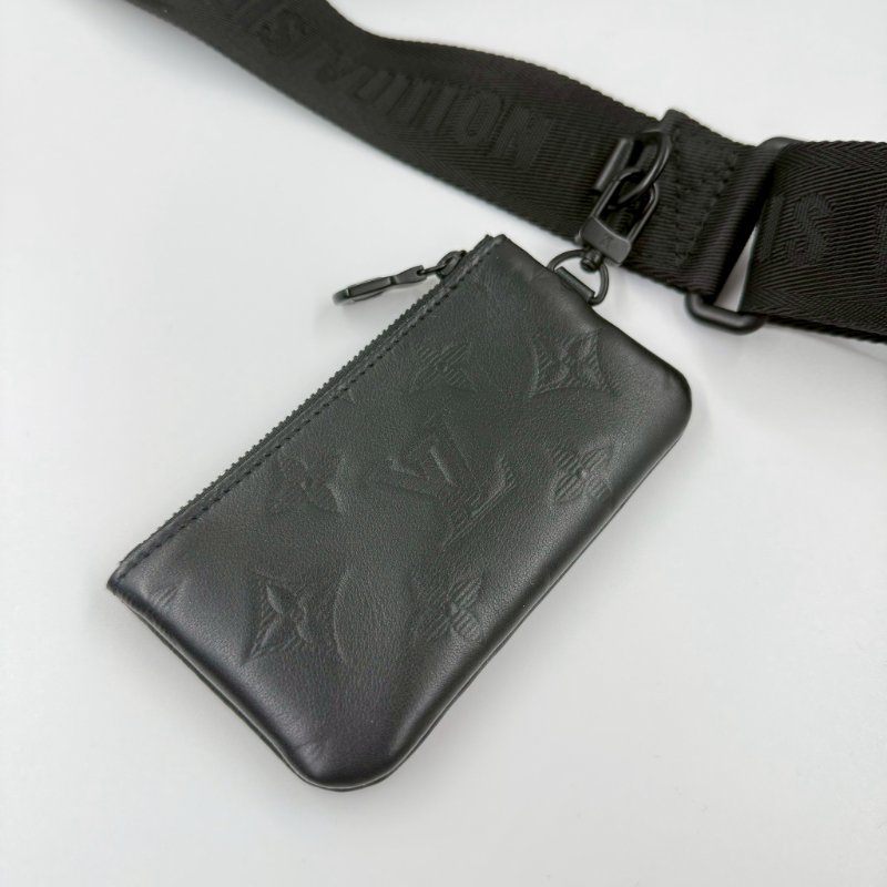 LV黑色壓紋牛皮duo二合一郵差包M69827-4