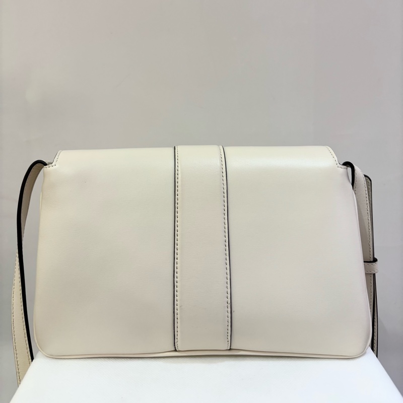 GUCCI白牛皮Marmont掀蓋式斜背包-2