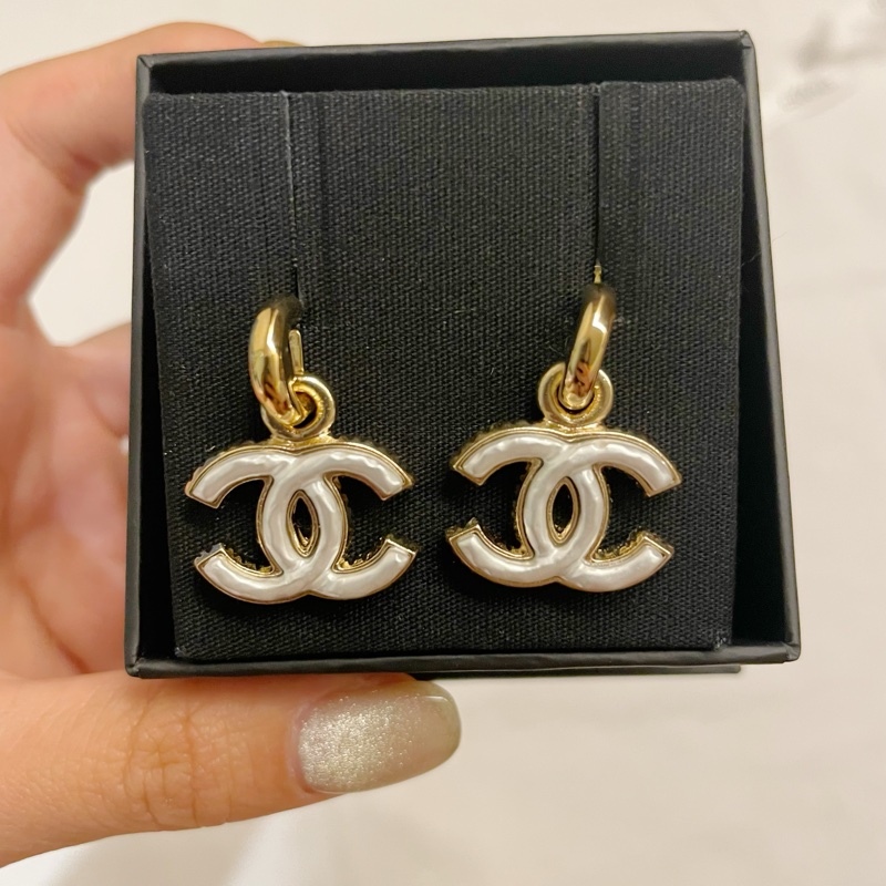 Chanel 23B雙C琺瑯耳環-3