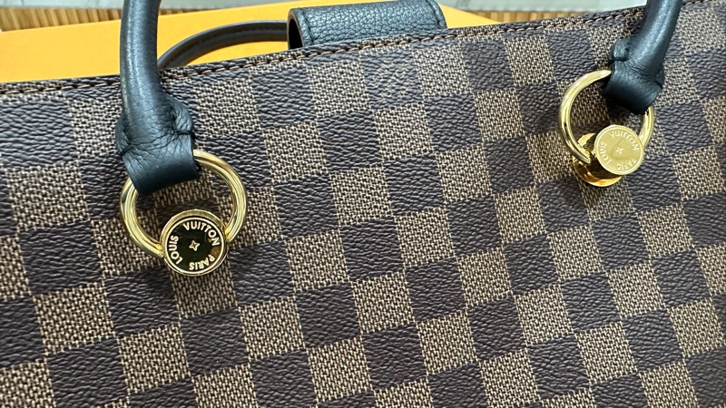 LV Riverside 棋盤格拼黑色牛皮金扣手提肩背包 N40050-14