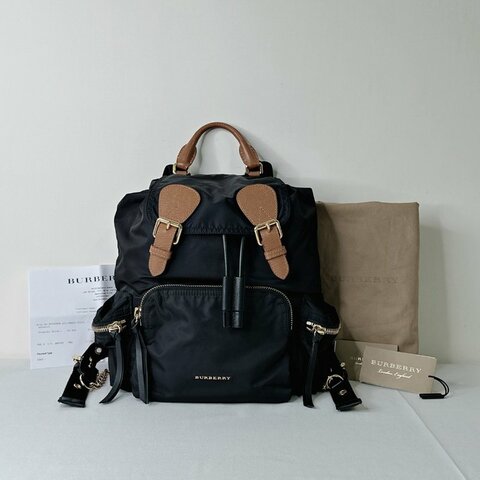 BURBERRY The Rucksack中款尼龍後背包