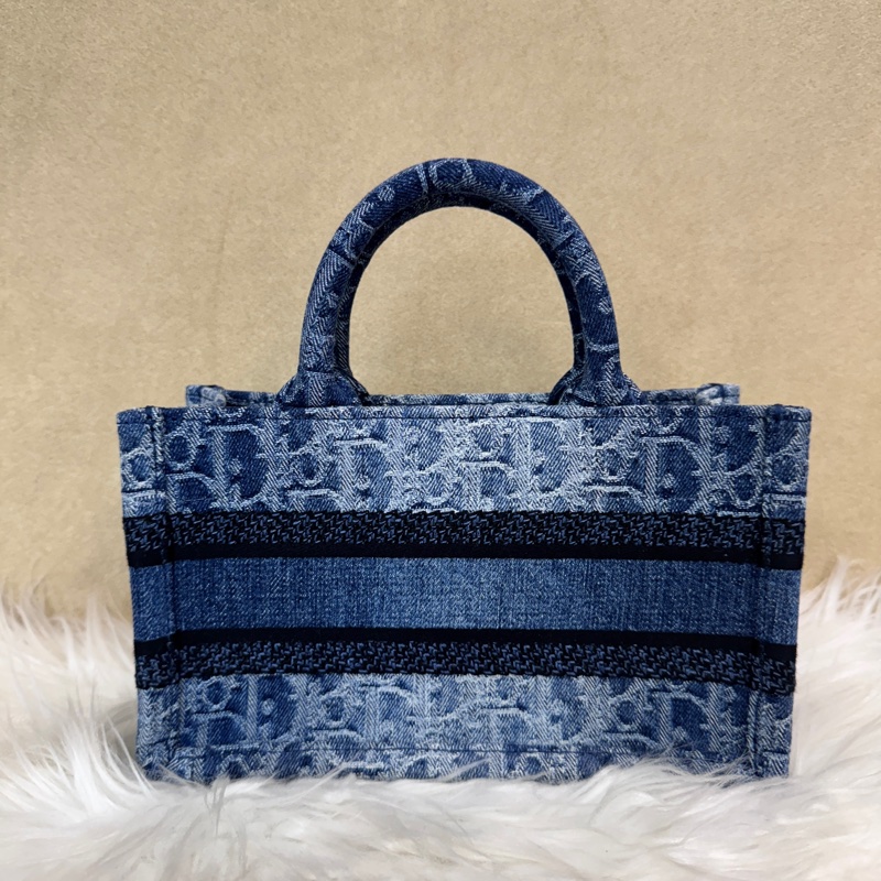Dior Book Tote 藍丹寧刺繡緹花迷你托特包 近全新-1