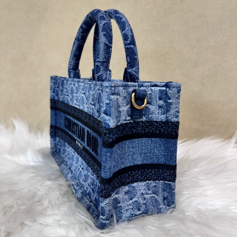 Dior Book Tote 藍丹寧刺繡緹花迷你托特包 近全新-3
