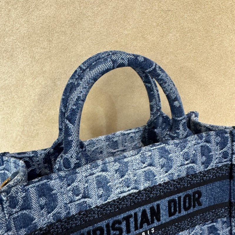 Dior Book Tote 藍丹寧刺繡緹花迷你托特包 近全新-7