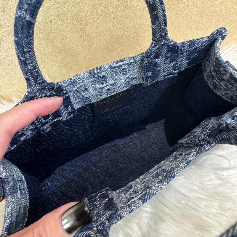 Dior Book Tote 藍丹寧刺繡緹花迷你托特包 近全新-8