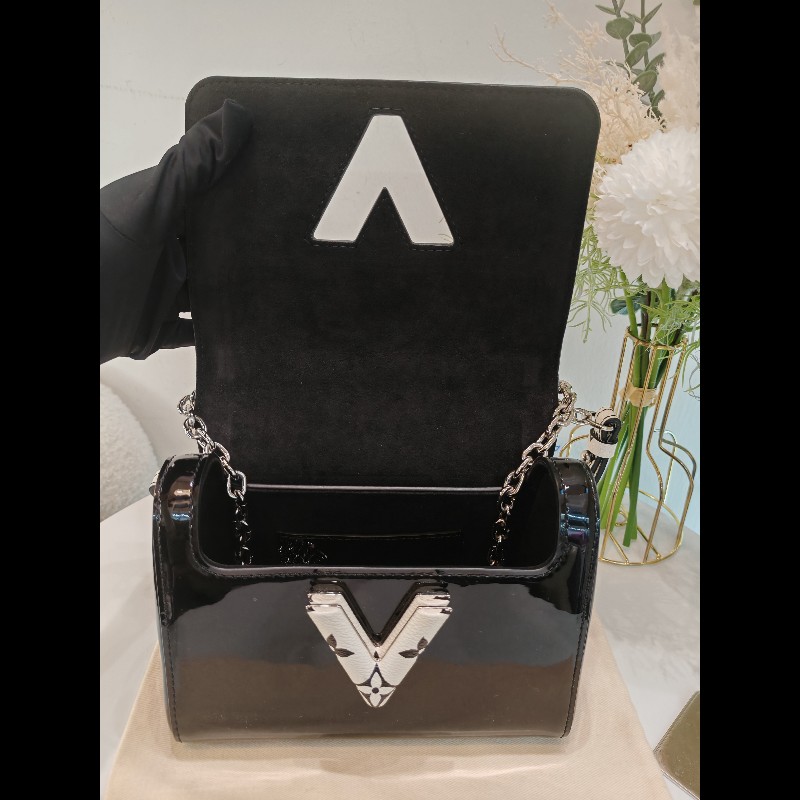 Louis Vuitton twist small bag-15