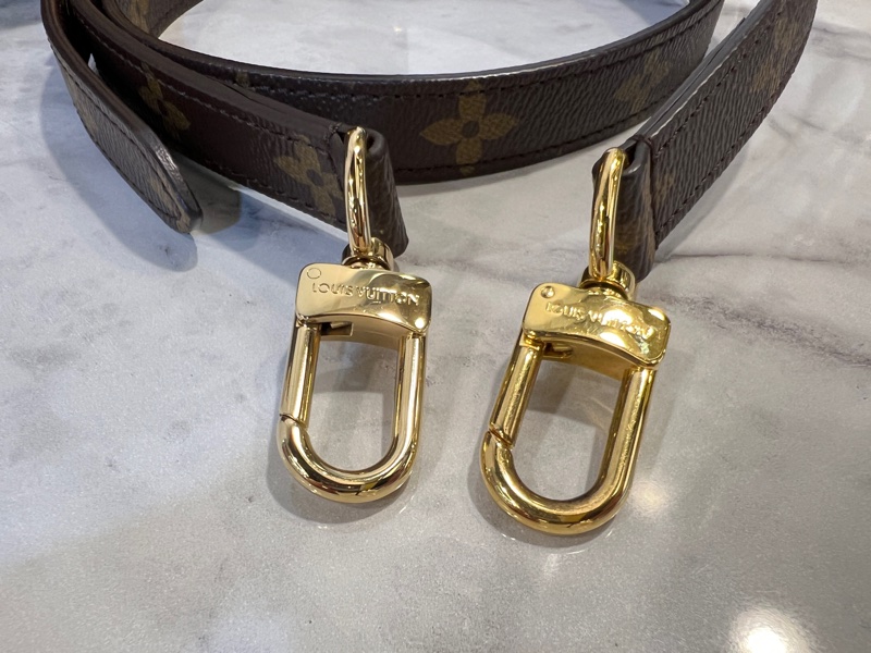 LV原花金釦Pochette Metis手提斜背郵差包-18