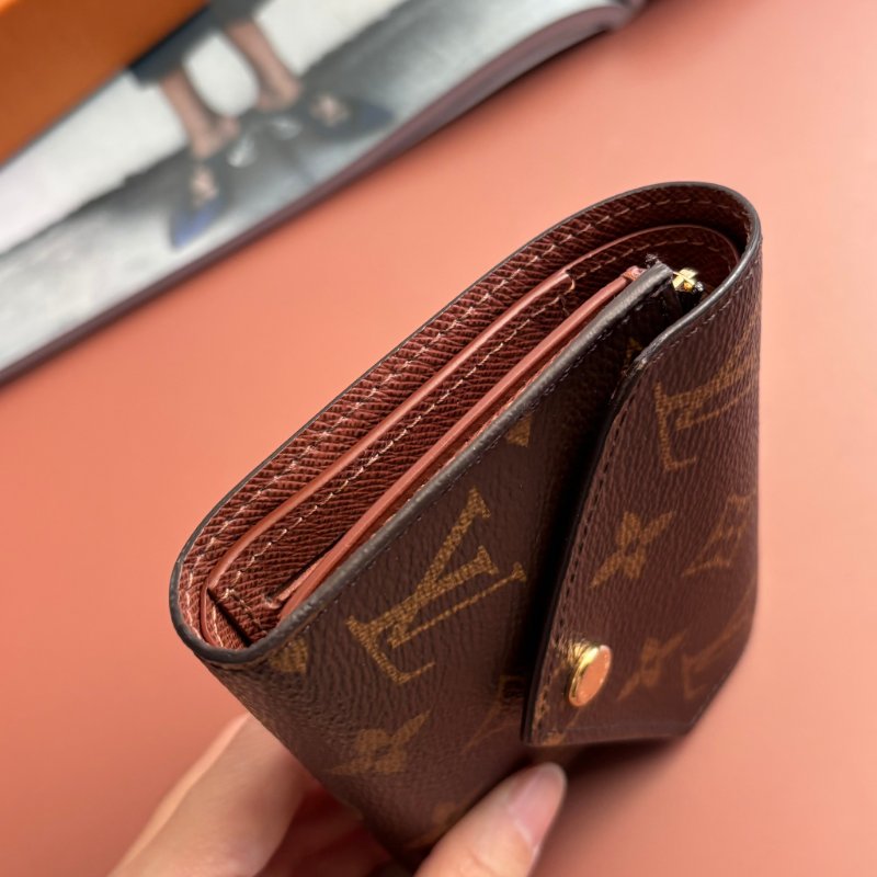 ::LOUIS VUITTON:: LV M62472 Victorine經典花紋內咖色皮革三折短夾-6