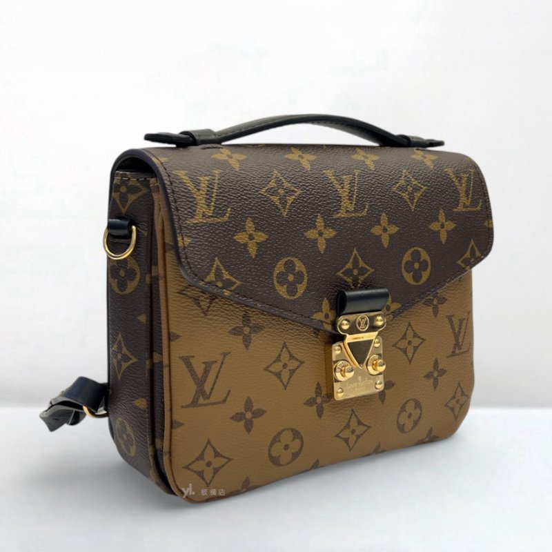 LV包包 雙色原花Pochette Metis 郵差後背包M11941-1