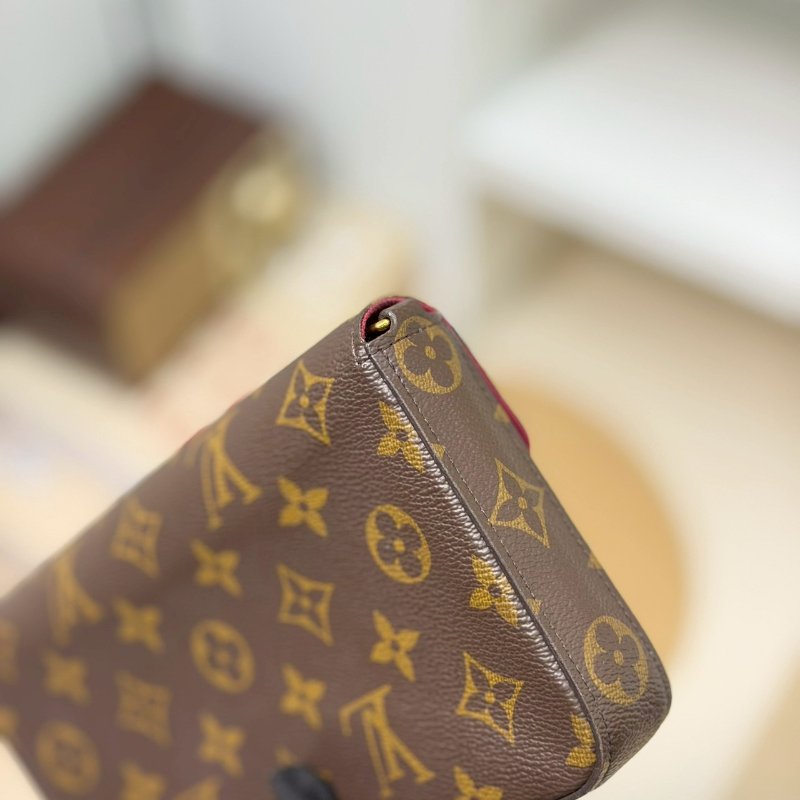 🏷LV 路易威登.Félicie Pochette 三合一 woc M81896-11