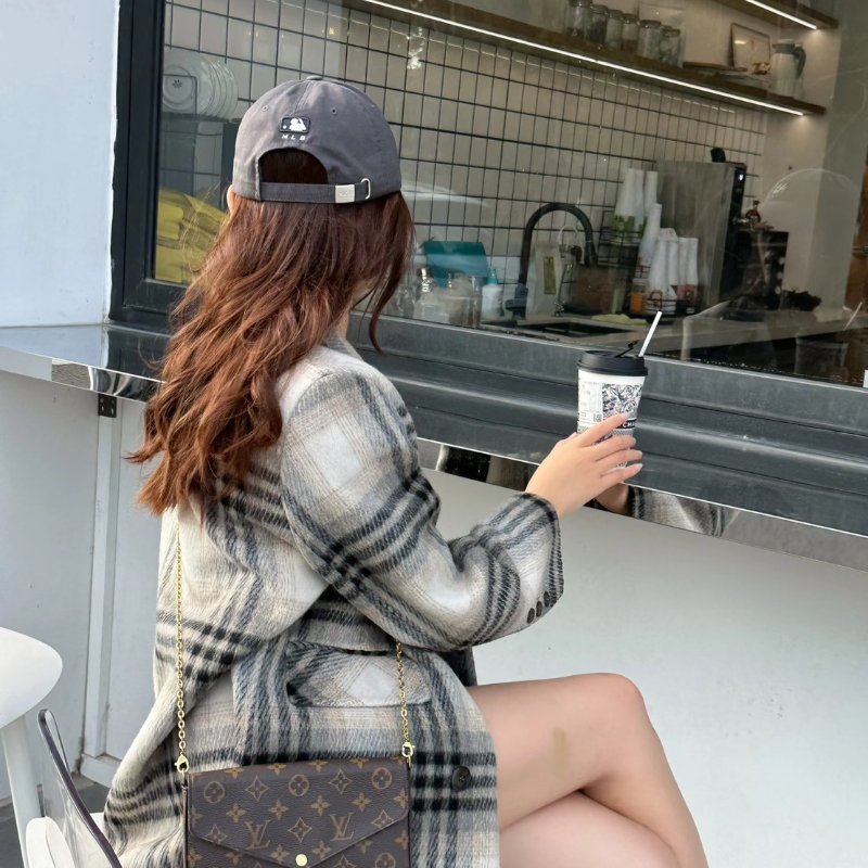 🏷LV 路易威登.Félicie Pochette 三合一 woc M81896-32