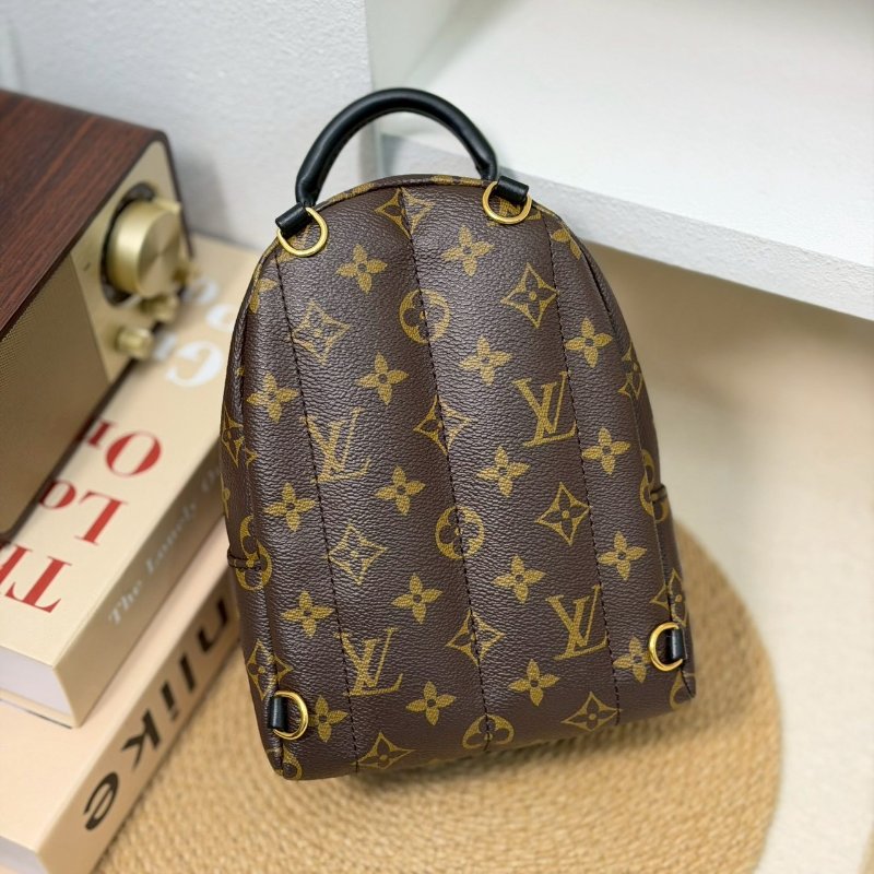 (近全新、送禮等級🤍)🏷LV 路易威登．Mini小書包 新款拉鍊 芯片款 M44873-1