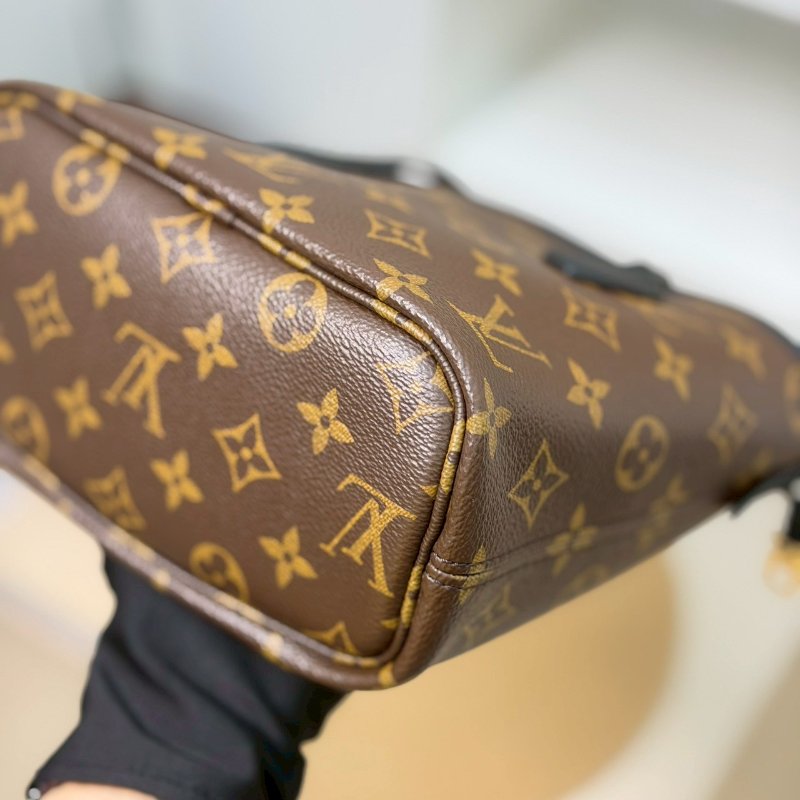 (近全新、稀有釋出✨)🏷LV 路易威登.Neverfull Inside Out MM 雙面小托特 芯片款 M28347-5
