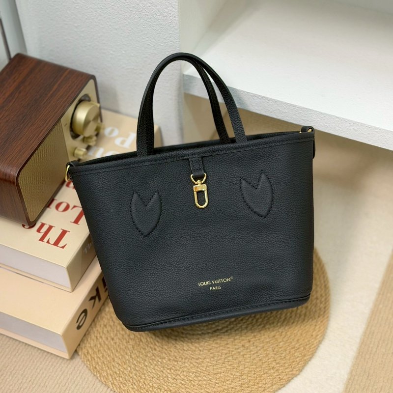 (近全新、稀有釋出✨)🏷LV 路易威登.Neverfull Inside Out MM 雙面小托特 芯片款 M28347-16