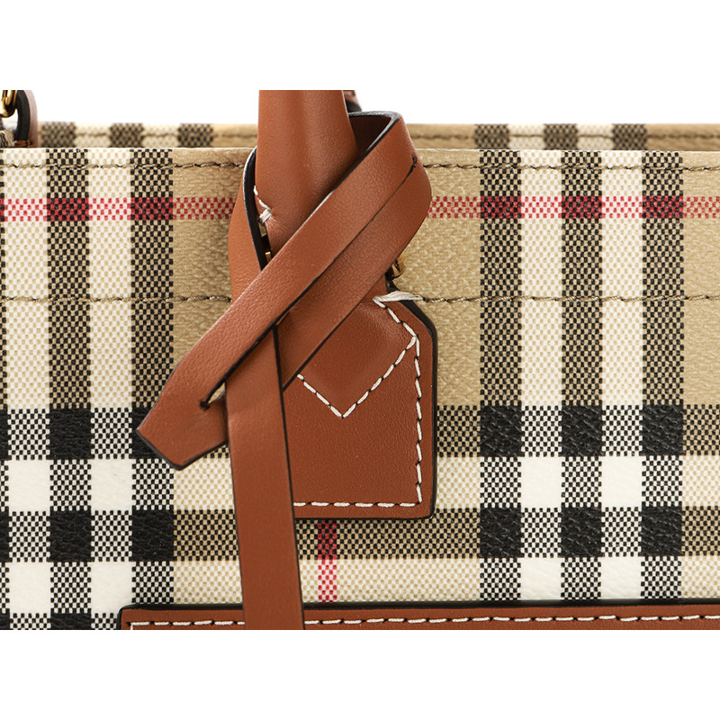 BURBERRY MN FREYA 手提包-12