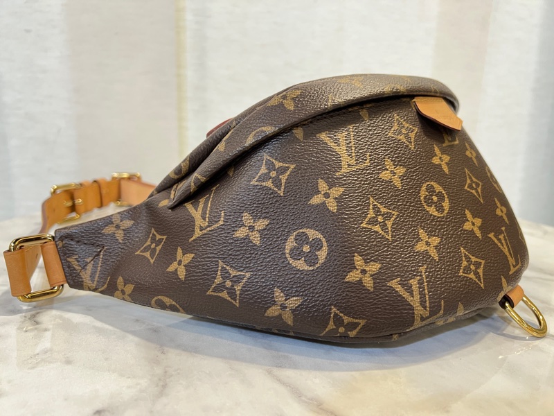LV 原花金釦Bumbag胸口腰包M43644-1