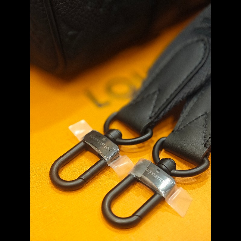 LV keepall25 牛皮壓花款-11