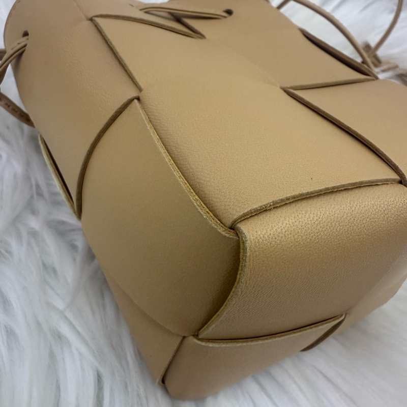 Bottega Veneta Cassette Bucket 水桶袋-11