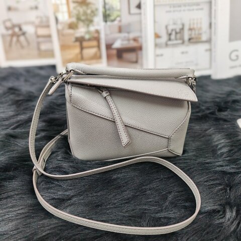 Loewe Puzzle Mini 灰色