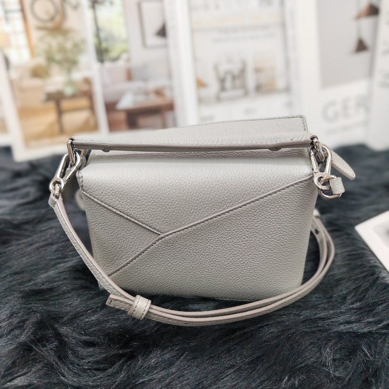 Loewe Puzzle Mini 灰色-1