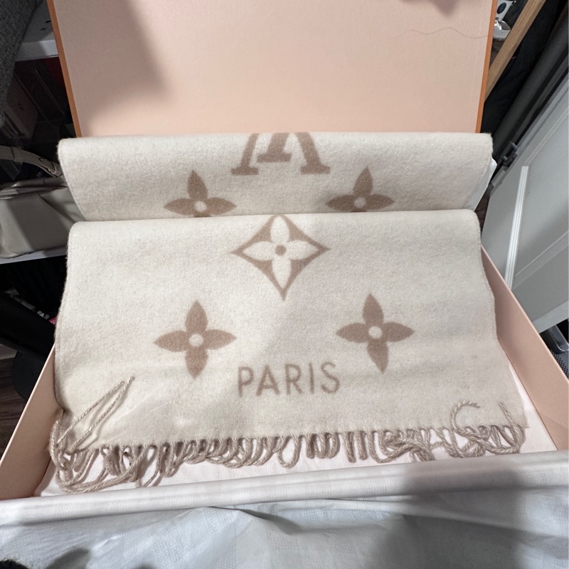 Louis Vuitton Reykjavik雙面圍巾 奶茶色羊毛雙面圍巾-8