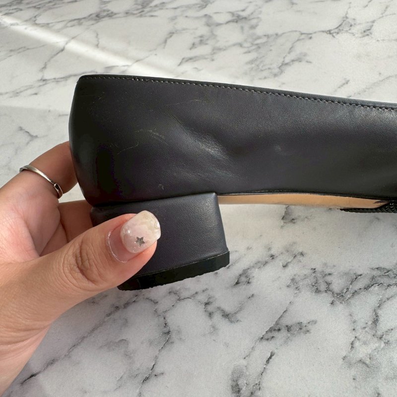 Salvatore Ferragamo 深灰色蝴蝶結平底鞋-12