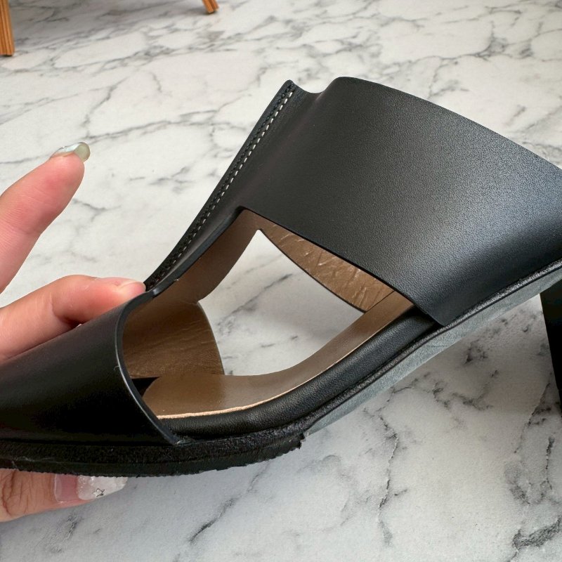 Hermès Ostia 黑色皮革高跟涼鞋-12