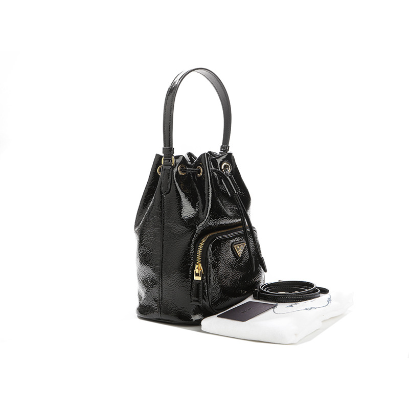 PRADA 25SS 女士水桶包-18