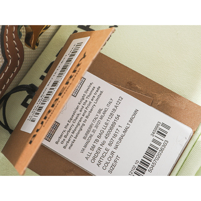 BURBERRY 24SS 斜背包-16